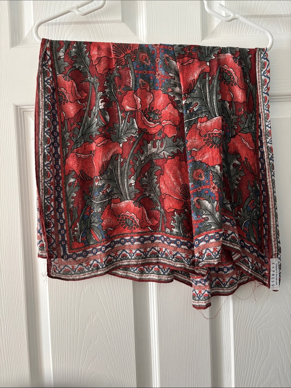 Express Red Gray Floral Pattern Lightweight Scarf